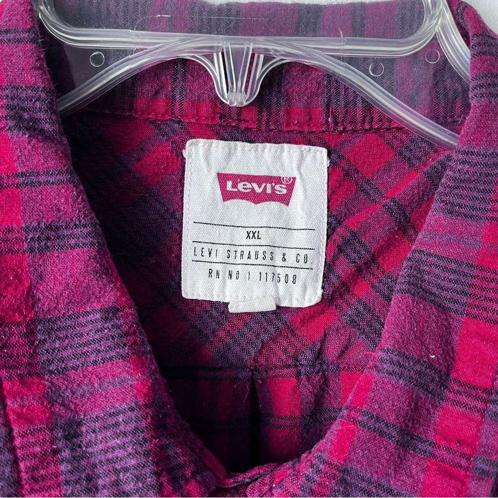 Levi's Red and Purple Plaid Shirt - Picture 2 of 9
